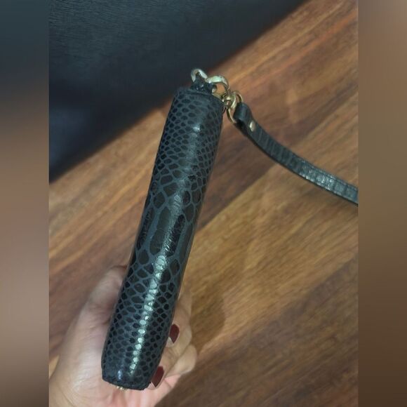 Michael Kors Black Tote Bag + Wrislet (card holder) - Picture 11 of 16